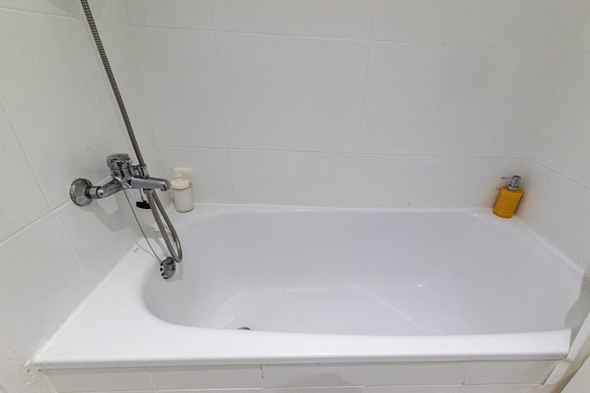 Serene 2-bedroom Flat With Garden View In Benfica Lissabon