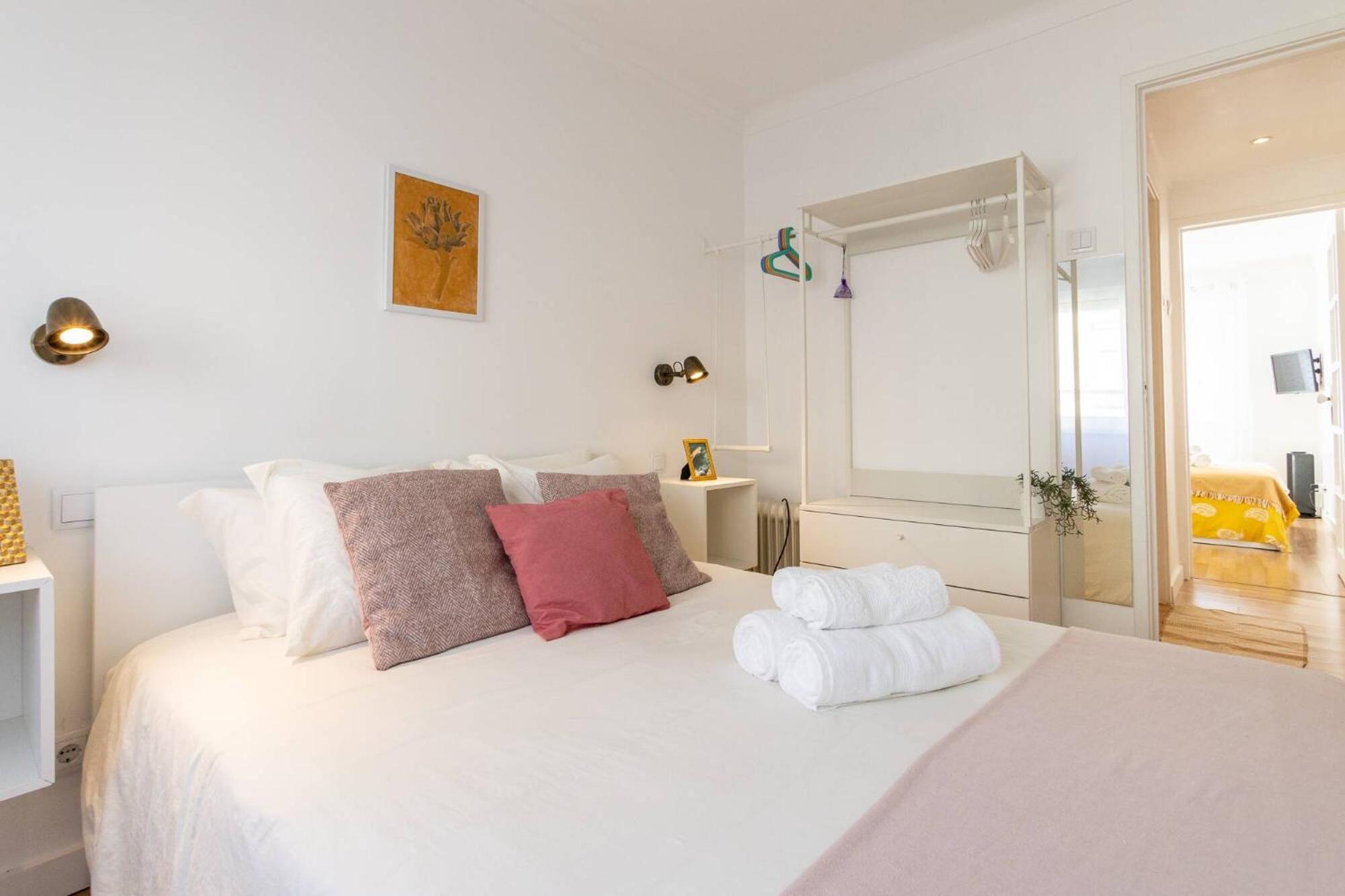 Serene 2-bedroom Flat With Garden View In Benfica Lejlighed Lisboa