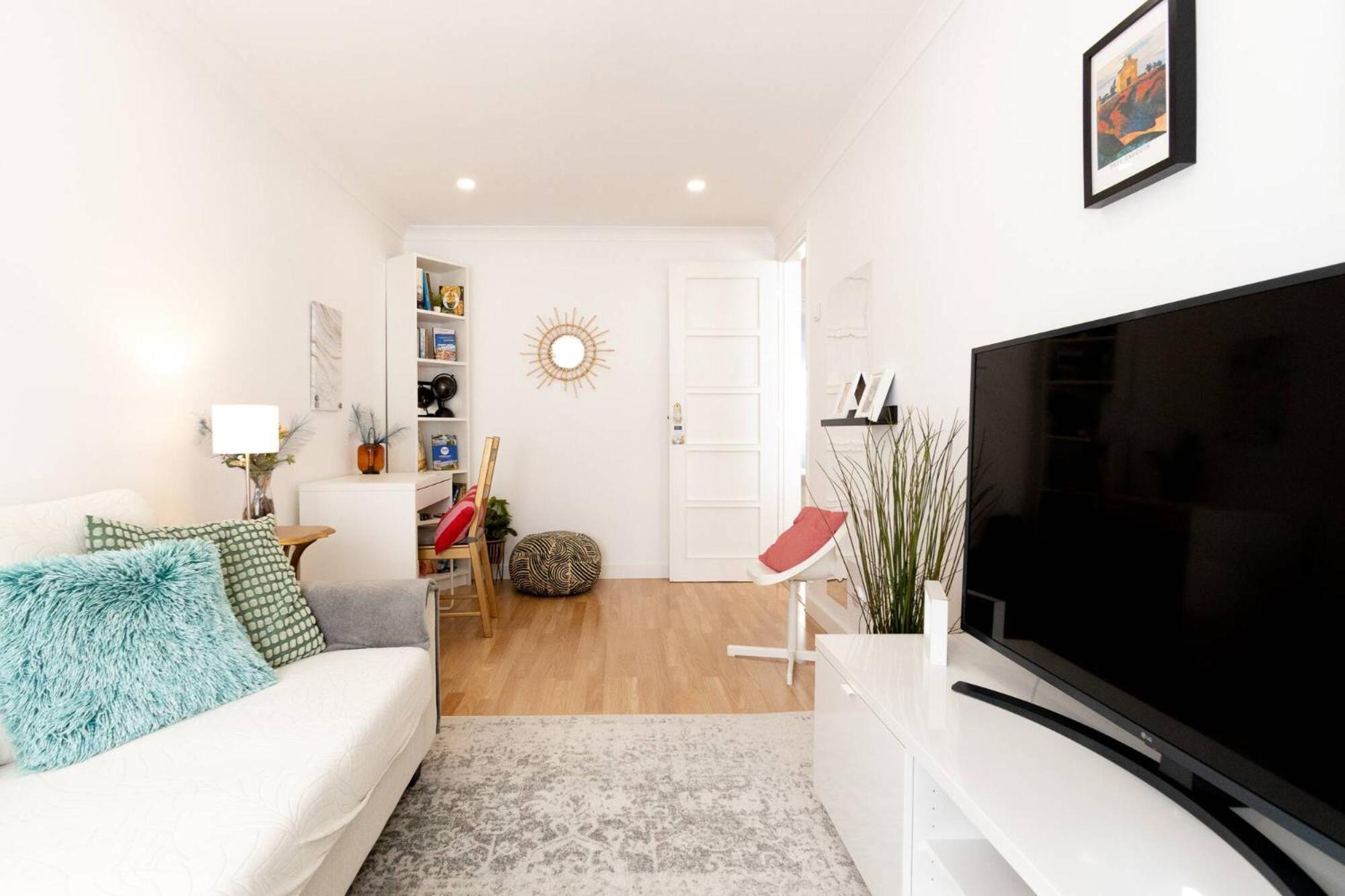 Serene 2-bedroom Flat With Garden View In Benfica Lejlighed